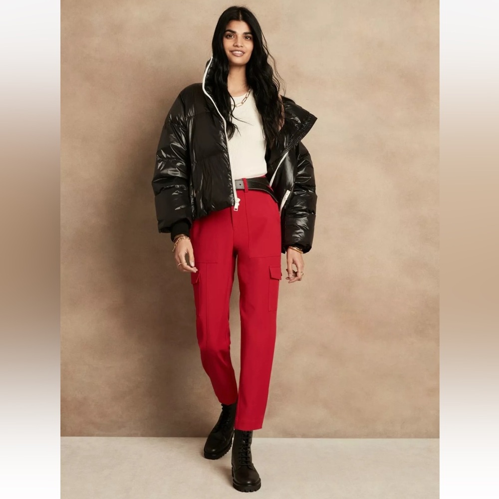 Banana Republic Tapered Cargo Pant Ankle Length in Red